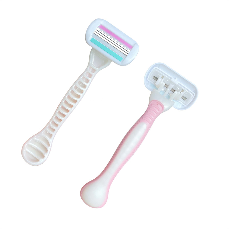 triple blade Razors with lubricating strip and super rubber handle WL-366L